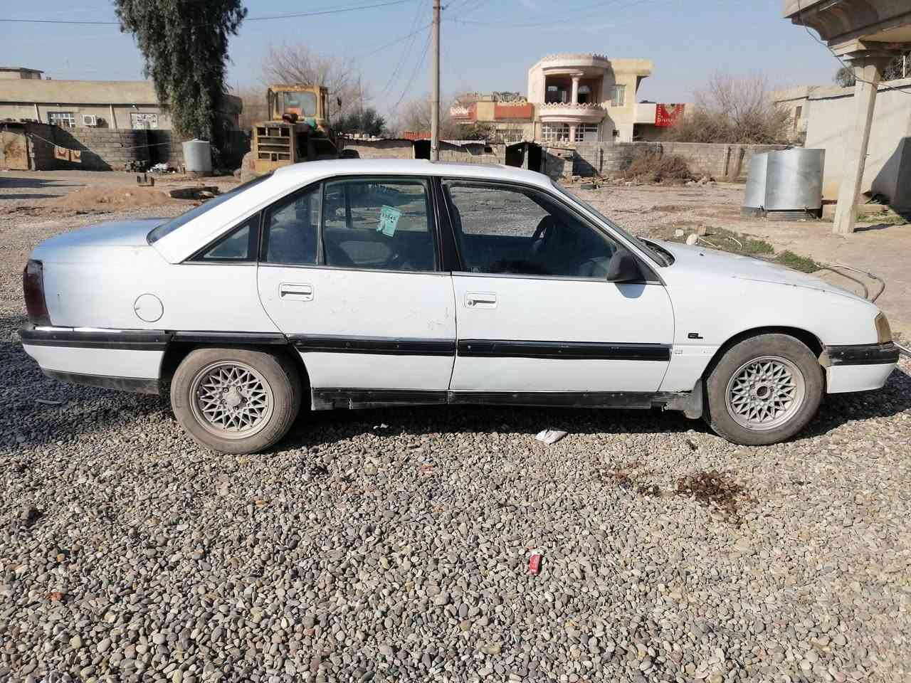 وميكة موديل ٩٢ سنوية ٣٠ مابيهة صبق ولا معجون بيهة تبخير بس ماتنقص سعر٣٠ وبهة مجال ***********
