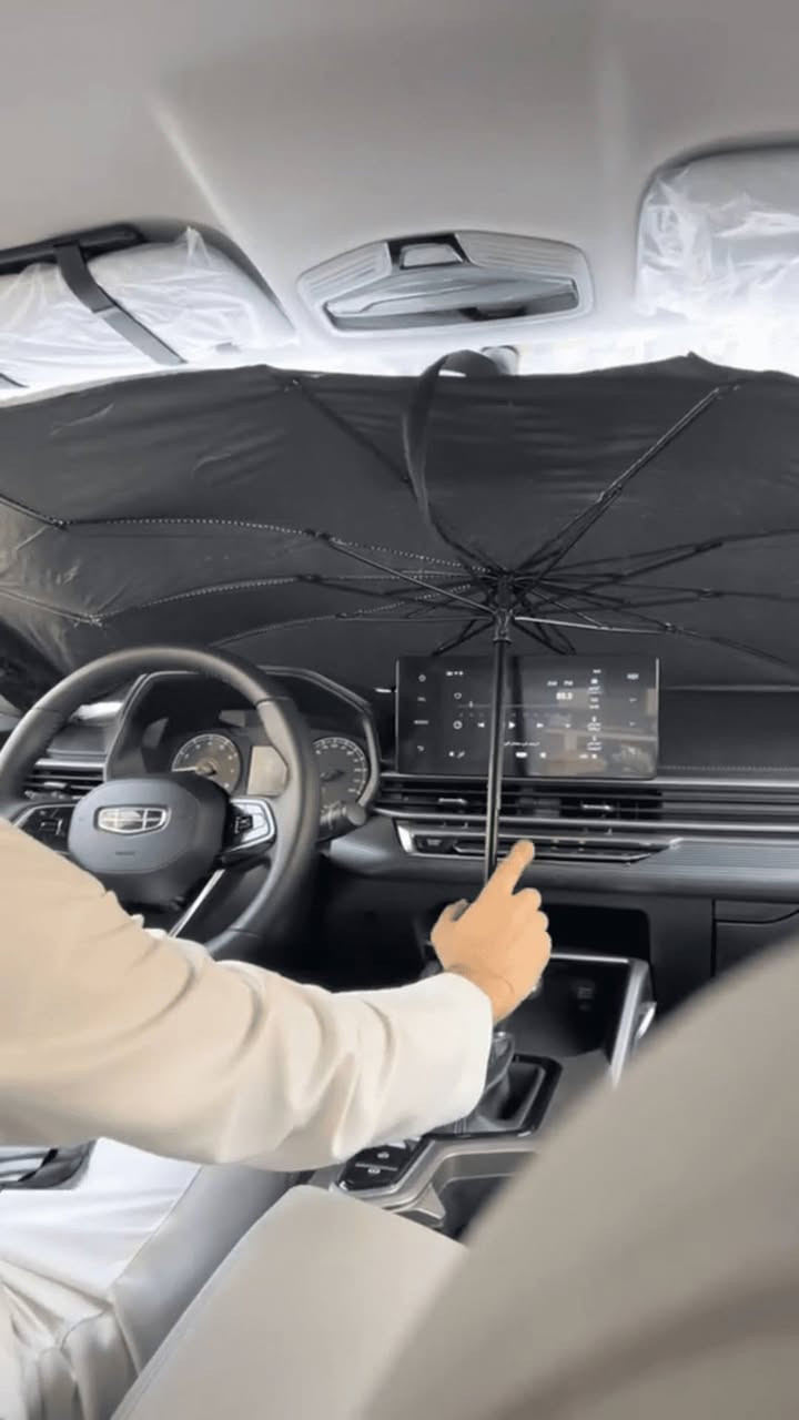 مظلة زجاج أمامي للسيارة قابلة للطي – تصميم مظلة (Car Umbrella Sun Shade)

الاستخدامات

حماية داخل السيارة من أشعة الشمس المباشرة.

تقليل حرارة المقود والطبلون والمقاعد.

حماية التابلوه من التشققات وتغير اللون.

تقليل تأثير الأشعة فوق البنفسجية (UV).

مثالية للاستخدام اليومي في الصيف.

المميزات

تصميم مبتكر يفتح مثل المظلة خلال ثواني.

مادة عاكسة مزدوجة الطبقة لعكس الحرارة وأشعة الشمس.

هيكل داخلي معدني قوي (أضلاع مظلة متينة).

زر قفل وفتح سريع.

مقبض بطول 40 سم لسهولة التحكم.

سهلة الطي والتخزين داخل الباب أو الدرج.

مناسبة لمعظم السيارات.

أبعاد المنتج:

الطول 130 سم

العرض 80 سم

ارتفاع المقبض 40 سم

قياس الكارتون:

35 × 6 × 7 سم

محتويات الصندوق

1 × مظلة زجاج أمامي للسيارة

1 × حزام تثبيت 
تواصل مراسلة الصفحه او وتساب ***********
