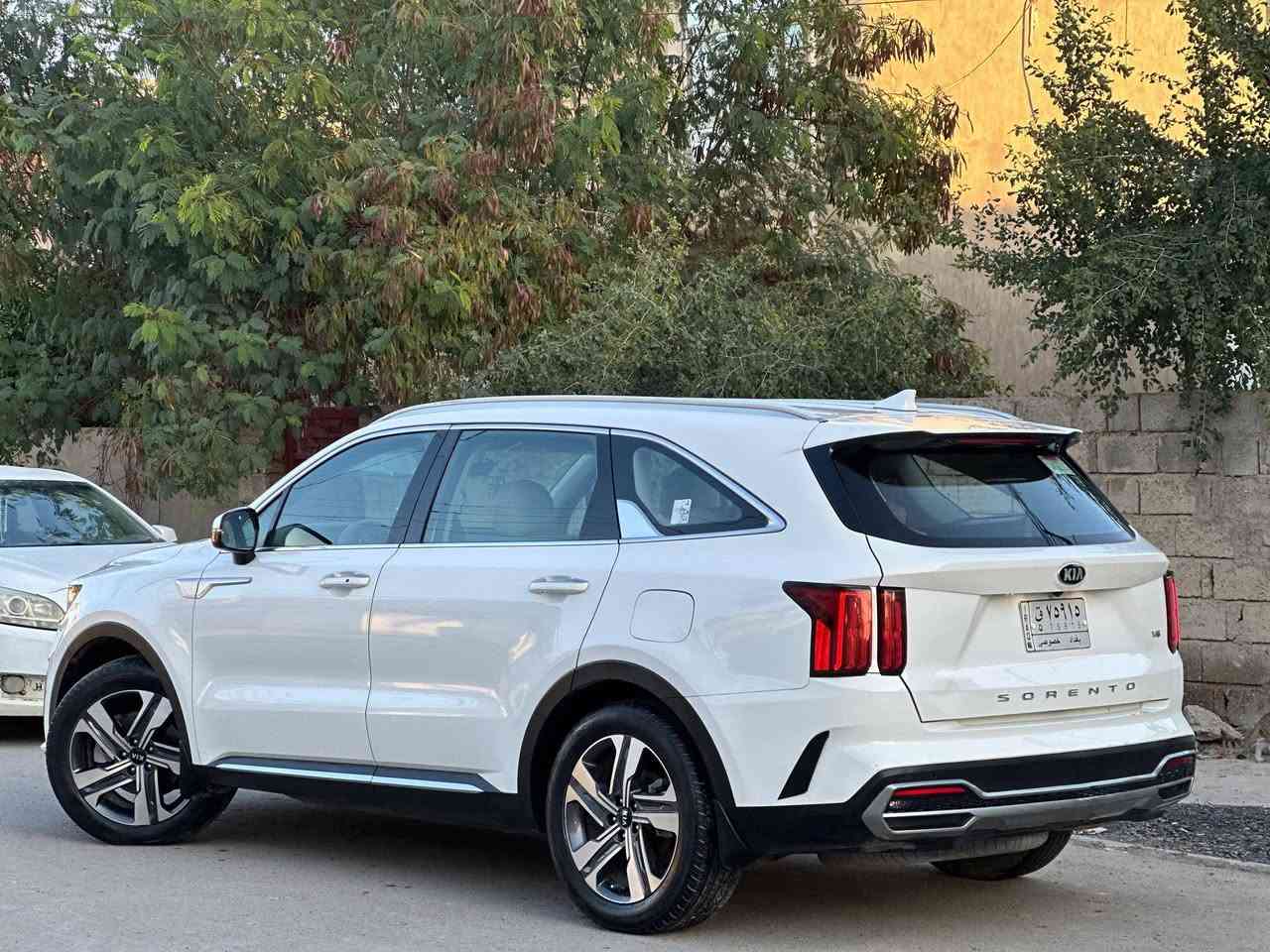 رجاءً اقرة المنشور قبل لاتخابرني
يا الله بسم الله الرحمن الرحيم
السلام عليكم ورحمة الله وبركاته
___________________
سورنتو 2021 خليجي ضمان الدولية رقم بغداد تحويل ثاني يوم ماشيه 102 الف كيلو
___________________
بصمة دخول ذكي مع ترحيب
مري شفط
نفگيشن تحديد موقع
حساسات امامي /خلفي
ابل كار بلي اندرويد اوتو
مودات قيادة
نزول منحدرات
كشنات جلد اوف وايت بلاد
 تبريد بيانو بلاك لمس +٣ قطع تبريد مناخ منفصل
٤ جام اوتو
كشنات كهرباء السائق + الراكب
تحكمات ستيرن
جنطة كهرباء
٦ سلندر ٧ راكب
شاحن لا سلكي
لايت امامي ٤ عدسة + بلاجكتور عدسه زنون
انارة محيطية امامية
__________________
السيارة بأسمنه من الشركة لحد هذا اليوم يعني أول مالك الها بيها بالصندوگ على گد ٣ اصابع بقت على حالها الباقي مكفول تبديل وصبغ وبارد محرك وگير مكفولات السيارة جديدة وبيها فابلون الشركة واستخدام شخصي مع الكتلوكات
 التايرات 70% حدادية كامله تفحص وين ميعجبك و وين متريد 
_________________
مكانها ديالى بعقوبة 
السعر (280) وبيها مجال 
***********
