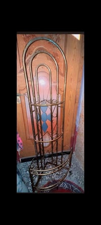 زاويه • ديكور • ذهبى • زاوية ورد • تحف • تحف منزلية • ديكور منزل • جدي...