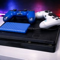 بلايستيشن 4 • 1 تيرا • هارد خارجي