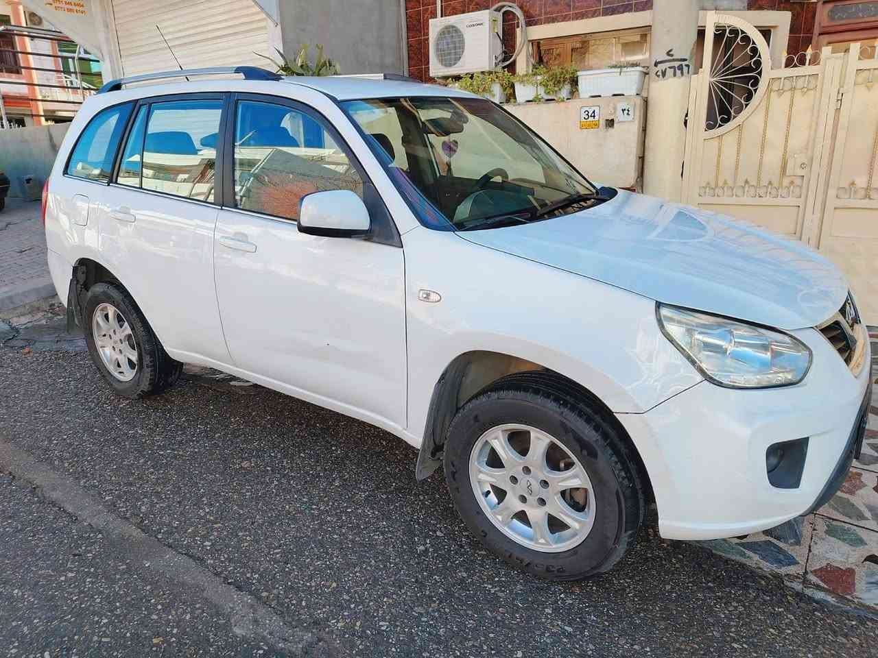 سڵاو هاوڕێیان سەیارەی شیری تیگۆ 
مۆدێل 2014 
مەکینە 20 
گێڕ سیم مەرغوب 
تەبرید 
بێ بۆیاغ 
سەنەوی تا 2029 تازەیە 
سەیارەکە بێ تەقەو ڕەقەیە بەشەرتی گێڕ و مەکینە 
ژم. 
***********
*********** السليمانية, العراق
