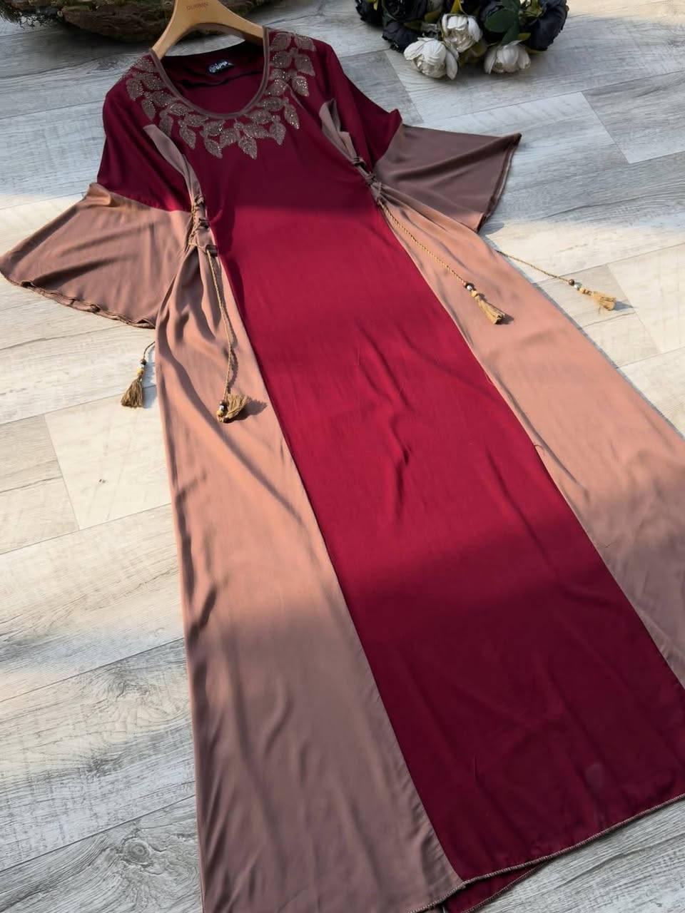 راحة تلبسينها… وأناقة تشوفينها
، قصّة واسعة مع ربط يحدد الخصر
اختيار مثالي للبيت ولمّات العائلة ❤️🌺🦋🐅
😌👗 كشمير مطاط تطعيم ستن🌸🐅
قياس L_xl_2xl
#سعــــــــــــر15
يوجد توصيل داخل المسيب الفين دينار 
يوجد توصيل محافظات


**إذا كنت صاحب هذا الإعلان وتريد حذفه لأي سبب، رجاءا أرسل رسالة إلى الدعم الفني**