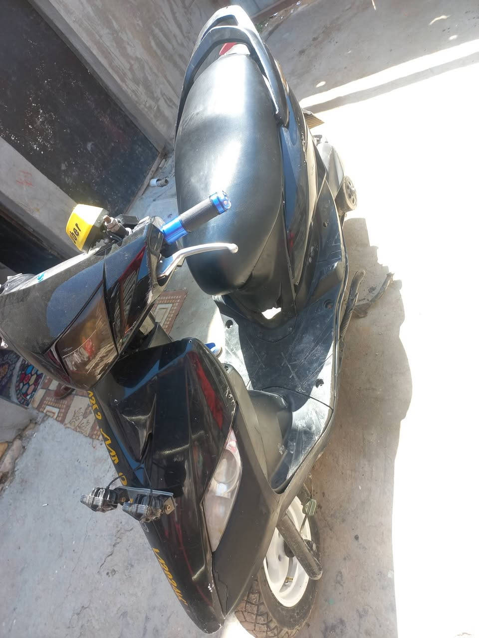 شباب ثلعب للبيع مكان ابو غريب الحصوه  دراجه نكره  السعر 300
***********
