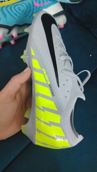 اصلي • ملابس • قياس ٤٢