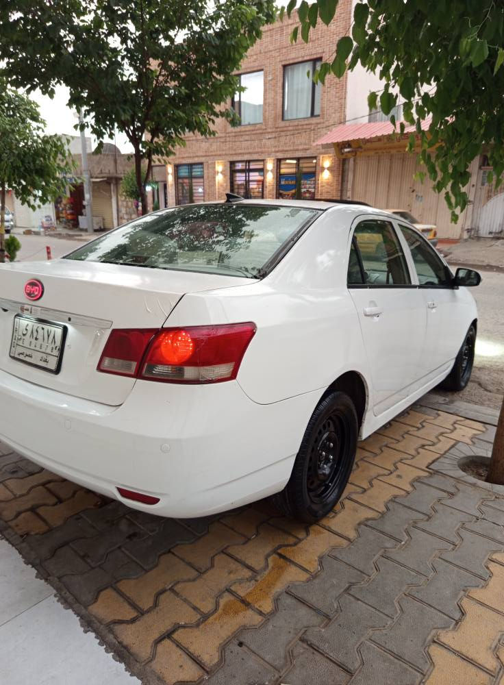 Byd  g3
بۆ فرۆشتن گێڕ و مەکینەی بە شەرت ✅
شاشە و کامێر و حاسە یە کوشن جلدە و سڵایدە تەبرید سارد و گەرم 🥶🥵
سەنەوی ئەسڵی لە گەڵ 
سعری 38 گەڵاو معامەلە 
*********** السليمانية, العراق
