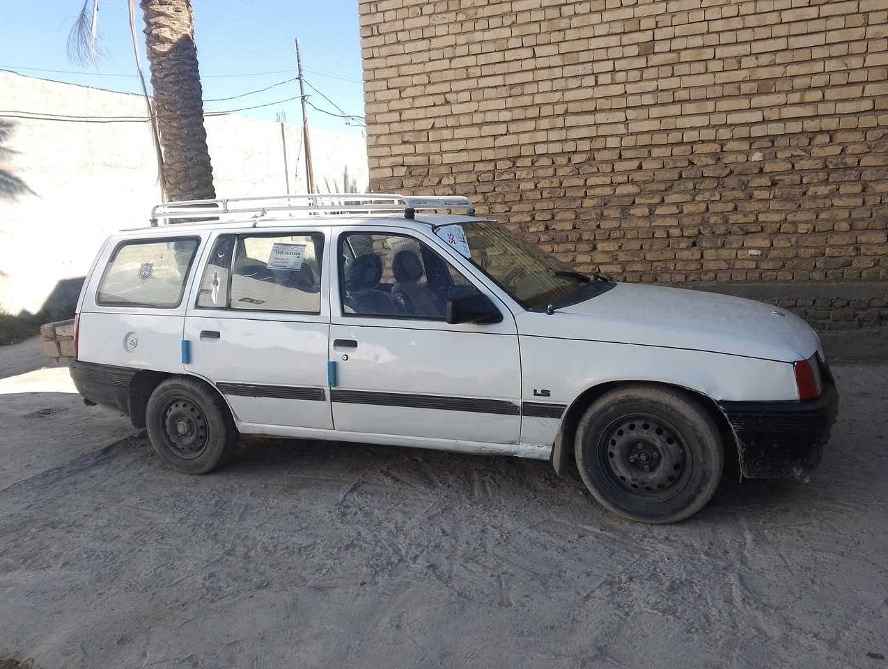 سلام عليكم عندي سياره للبيع او مراوس سنويه ل  27 مكاني فلوجه الي يريد يتصل عليه ***********
