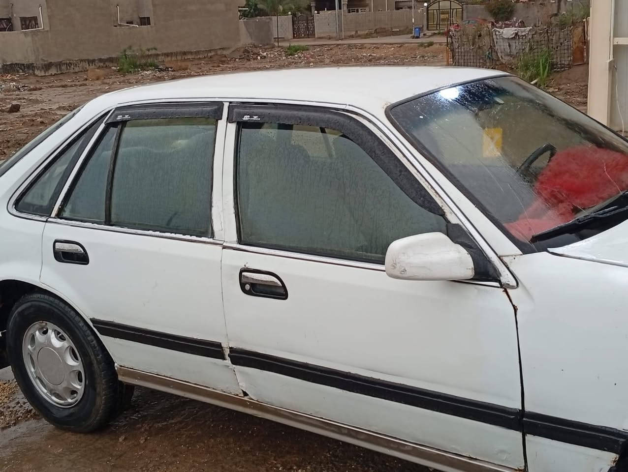 سلام عليكم
برنس 95 كير محرك حداديه خير من الله 

السعر 24 بيه مجال الشراي ويدلل مال جناي 

رقم انكليزي سنويه 30 تحويل ثاني يوم مشروع وطني 

شواصي مابيه قطره خياس سيارة بلاديه جاهزه 

*********** الاستفسار 👍
