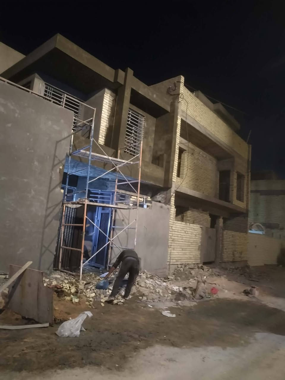 السلام عليكم عيوني شغل واجهات وصحيات وسيراميك ورضيه شغل درجه اوله تواصل خاص او اتصال

***********
