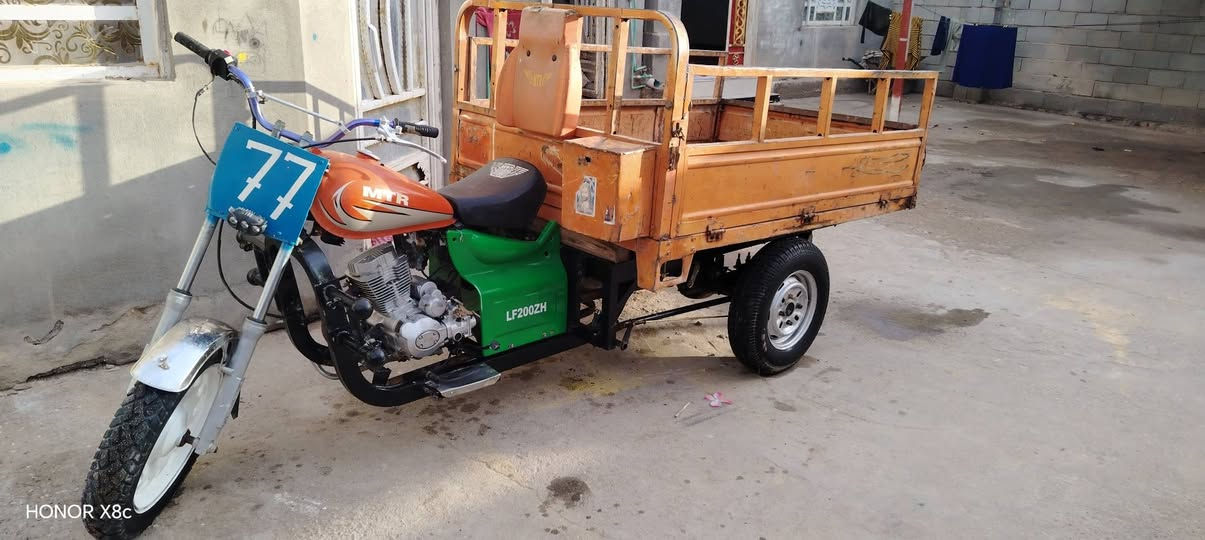 ستوته متيار اوراق مديل 14ستوته نضيفه محرك جديد شاصي نضيف كهربايات شغاله من لطول لطول كسل  لاطش لاصلي وكيل تايرات جمره كزوزو رياضي ستوته حلوه سعر واحد و200 رجاىن لموشراي لايراسل ولايتعبني واتساب ***********
