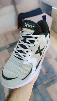 حذاء جري • ماركة Xtep • مقاس ٤١