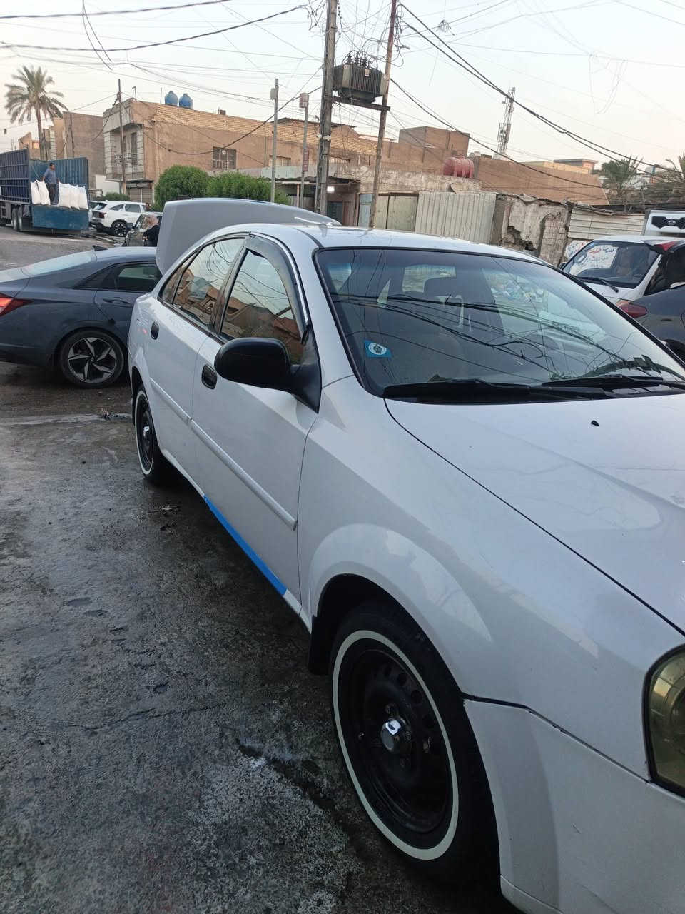 السلام عليكم من رخصت الادمن للبيع اوبترا موديل 2004 السيارة بلادية كير مكينه صدر تبريد كلها جديد شاشة والسيارة جاهزة وخير من الله رقم بغداد السعر 50 وبيها مجال مكان السيارة بغداد الدورة اي استفسار اتصل على الرقم ***********
