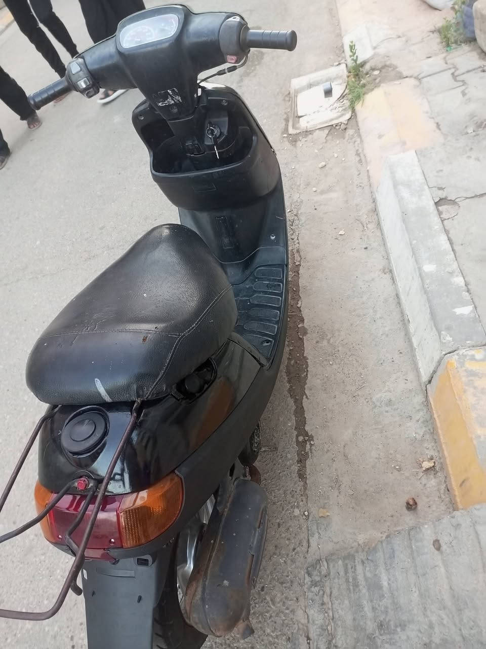 السلام عليكم دراجه بتره مفتوحه شغله من طول لطول شلعه ومشي حلوه هندر من اول دگه لايت هورن اشاير اصطاب قفل سكان السعر 250 وبيهه مجال عوزهه باتري فقط عنواني ناصرية مركز حي سومر قرب خدمات مالك ابو تبريد رقمي هذا ***********
