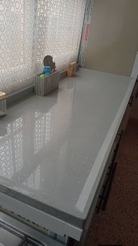 كاونتر للبيع جديد ما صار له شهرين من مفصله مرمر طوله مترين ونص 0772892...