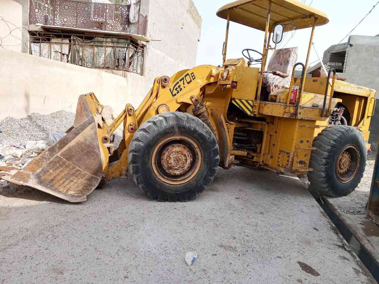 سلام عليكم شفل كاوسكي حجم 70B
موديل 82 بلاد بريك اربعه صينيه صدر كيله جديد رقم الماني تحويل مباشر مشروع وطني سنويه 28 الاتصال
***********    ***********   السعر 260 وبي مجال العنوان بغداد
