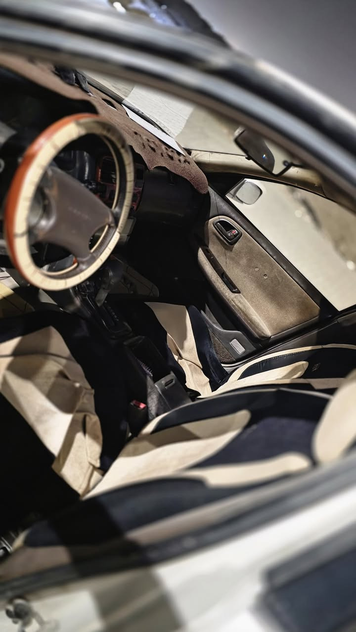 السلام وعليكم
كرسته مديل93 للبيع لون لؤلؤي رقم بصره أتكفل بلصوليات وكفله من نقل الجثه والكصه مكان السياره بصره 
***********
