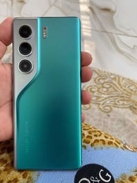 نجف • مراوس ايفون • مكفول