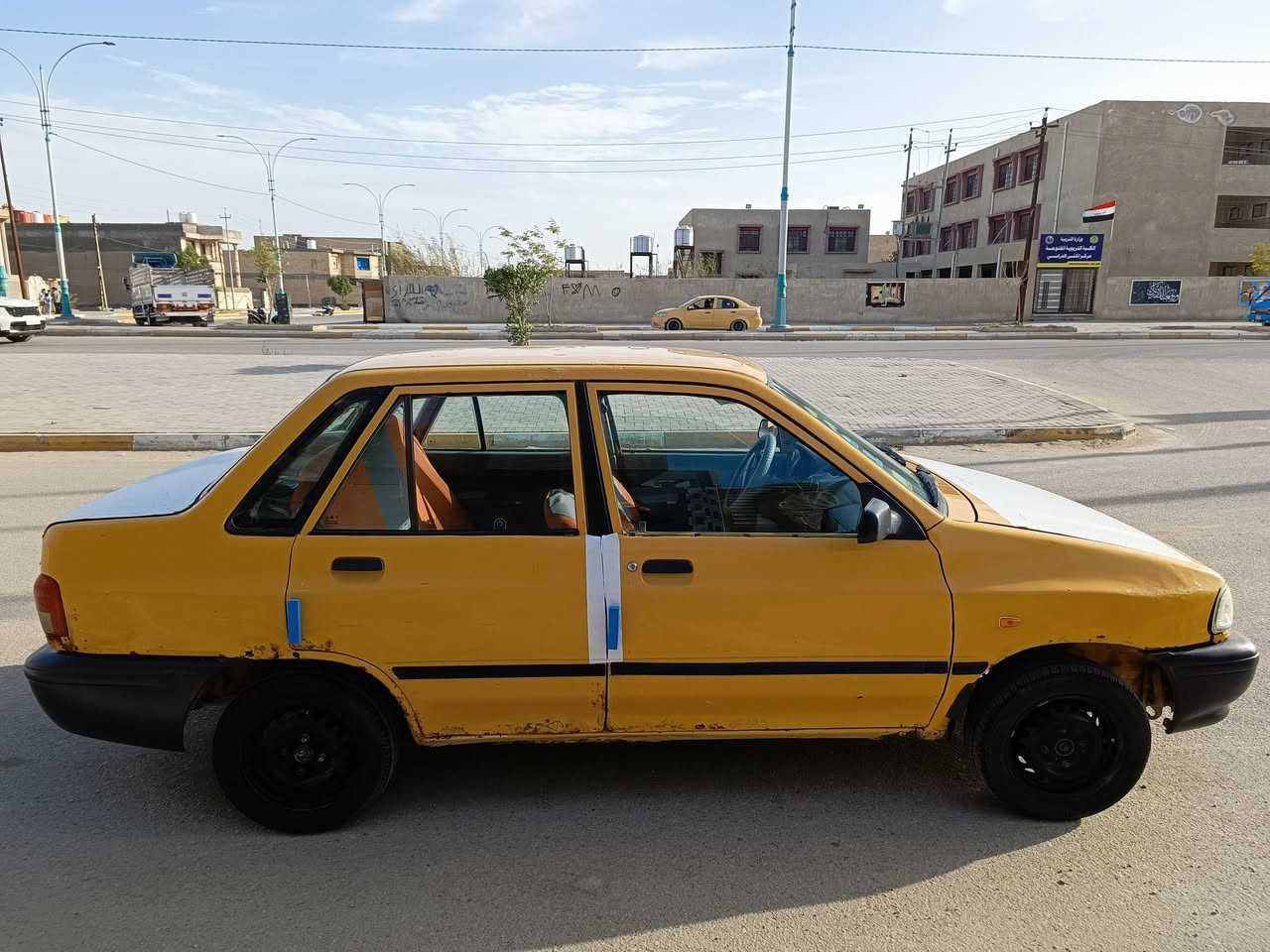 السلام عليكم سياره سايبا لبيع موديل ٢٠١٣ مكينه نظيفه كير نظيف ضفيرة كهربيات جديدة توني شاده حداده نضيفة باتري جديد تواير جديد شرط المداور سعر 21 به مجال مكان السيارة سماوة رقم تلفون ***********
