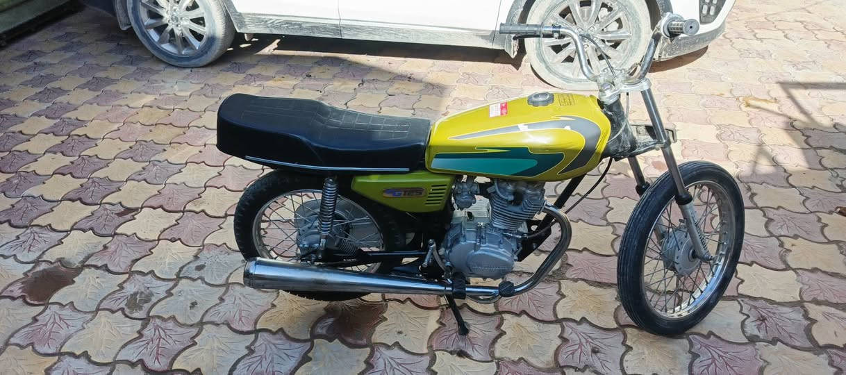 سلام عليكم  دراجه البيع مكان كوفه  كلك دراجه نضيفه وجاهزه ماعايزه برغي لا تنقيص ولا تبخير سعر 400 قفل ففل قفل 
***********
