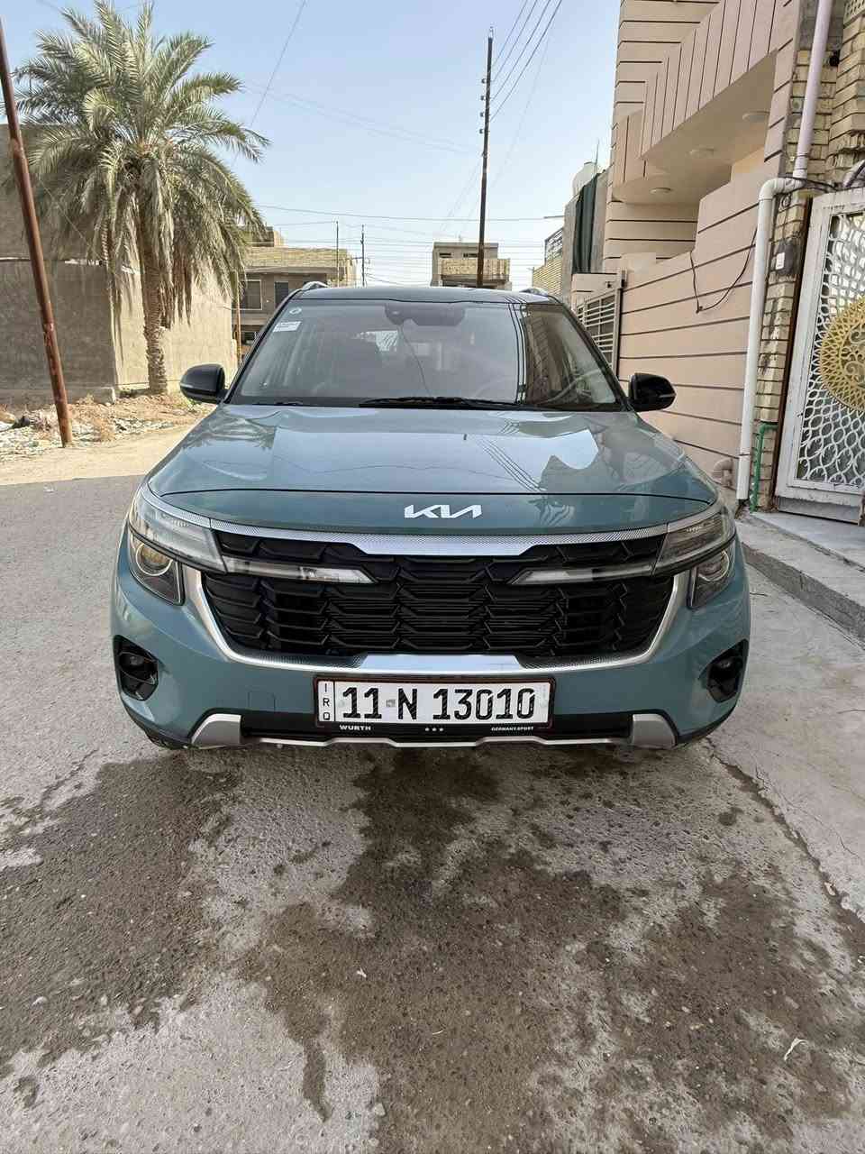 كيا سيلتوس
موديل 2025 

وارد امريكي 

ماشيه 12 الف 

السيارة جديده 

محرك 2000 دوش 

مواصفات 

شاشه متصله 

بصمه تشغيل بصمه ابواب + تشغيل عن بعد 

تبريد امامي خلفي 

مقاعد جلد + مخمل 

تبريد شاشه   

لد نهاري   

رادار امامي+رادار جانبي   + نقطه  عمياء 

رادار خلفي

 

السيارة جاهزه من كلشي 

ملاحظه تبديل بنيد وصبغ فقط

مرقمه بغداد 

مكان السيارة بغداد الكرخ 

***********
