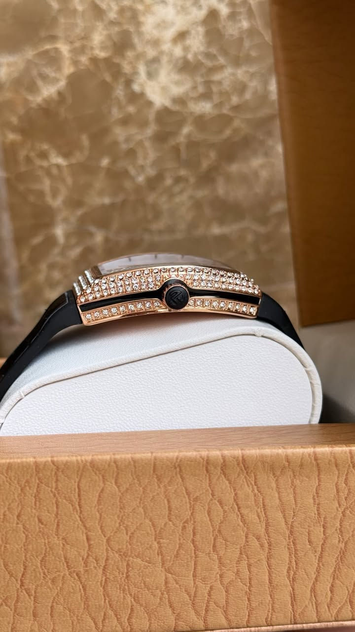 ساعه فرانك مولر


**إذا كنت صاحب هذا الإعلان وتريد حذفه لأي سبب، رجاءا أرسل رسالة إلى الدعم الفني**