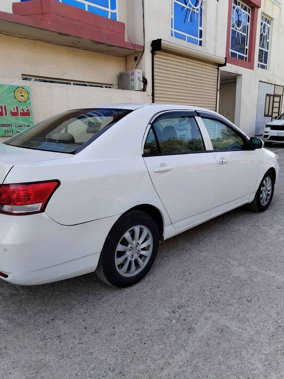 السلام عليكم للبيع بي واي دي موديل ٢٠١٢ رقم بغداد انكليزي كير اوتوماتيك مكينه ١٨٠٠ سياره جاهزه مابيه اي نقص مواصفات فتحه تحكم ستيرن تدفئه وتبريد ثلج مكان السياره سريع حي العامل مجاور مسبح الرافدين السعر ٥٩ تلفون ***********
