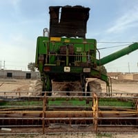 حاصدة جوندير  موديل1981 للبيع  للاستفسار الاتصال على الرقم 07825492225