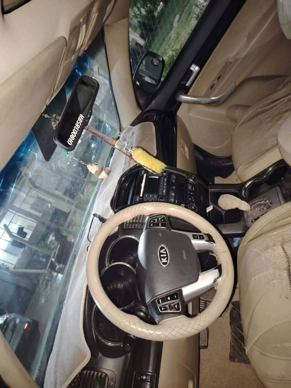 سورنتو موديل 11فول مواصفات بصمه بانوراما رقم دولي سليمانيه سنويةلل27 ابع صبغ عام تاكيه عل صفحه  سياره حلوه طخم تاير جديد مشط استيرن جديد ادامه كامله محرك 4 سبعه راكب 
السعر 120 وبيها مجال قليل 
***********
المكان جنوب الموصل ناحية القياره
