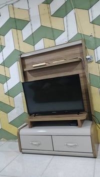 ميز بلازمه تركي ثقيل مع بلازمه حجم 43 السعر خاص او اتصل 07713574576