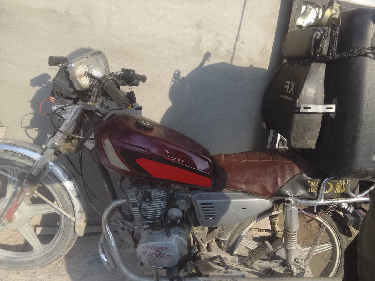 سلام وعليكم درجه شغله لبيع سعر 225 ولا دوخني وماتشتري بس تعمل


**إذا كنت صاحب هذا الإعلان وتريد حذفه لأي سبب، رجاءا أرسل رسالة إلى الدعم الفني**