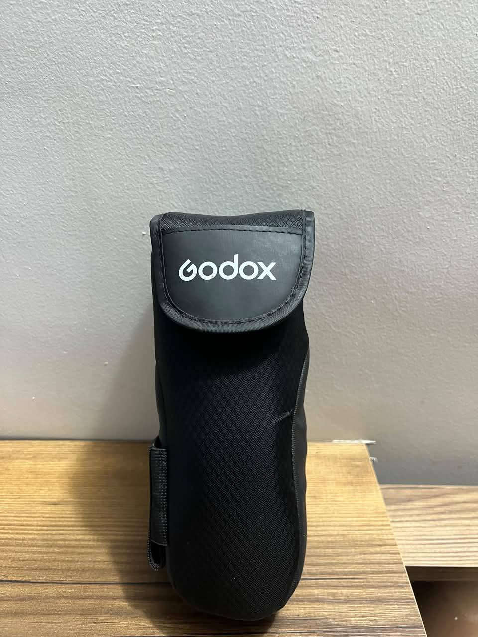 GODOX V1 PRO CANON
بعده بالباكيت استخدام شهرين
( مراوس بنسخة سوني من نفس الفلاش ) أو للبيع
• TTL + HSS لغاية 1/8000
• رأس دائري يعطي إضاءة ناعمة واحترافية
• مناسب للعرايس والبورتريه والتصوير الخارجي
• بطارية قوية تدوم فترة طويلة
• شحن سريع وأداء ثابت
• يدعم جميع أجهزة Godox Trigger
الفلاش نظيف وشغله ممتاز بدون مشاكل
المحتويات كاملة:بطارية + شاحن + قاعدة + كرتون + جنطة
الموقع بابل السعر : ( 250 الف و بي مجال ) 
تواصل خاص او على الرقم 0771437946


**إذا كنت صاحب هذا الإعلان وتريد حذفه لأي سبب، رجاءا أرسل رسالة إلى الدعم الفني**