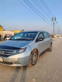 هوندا ياباني • ٧ راكب • ٣٥٠٠ ٦ سلندر