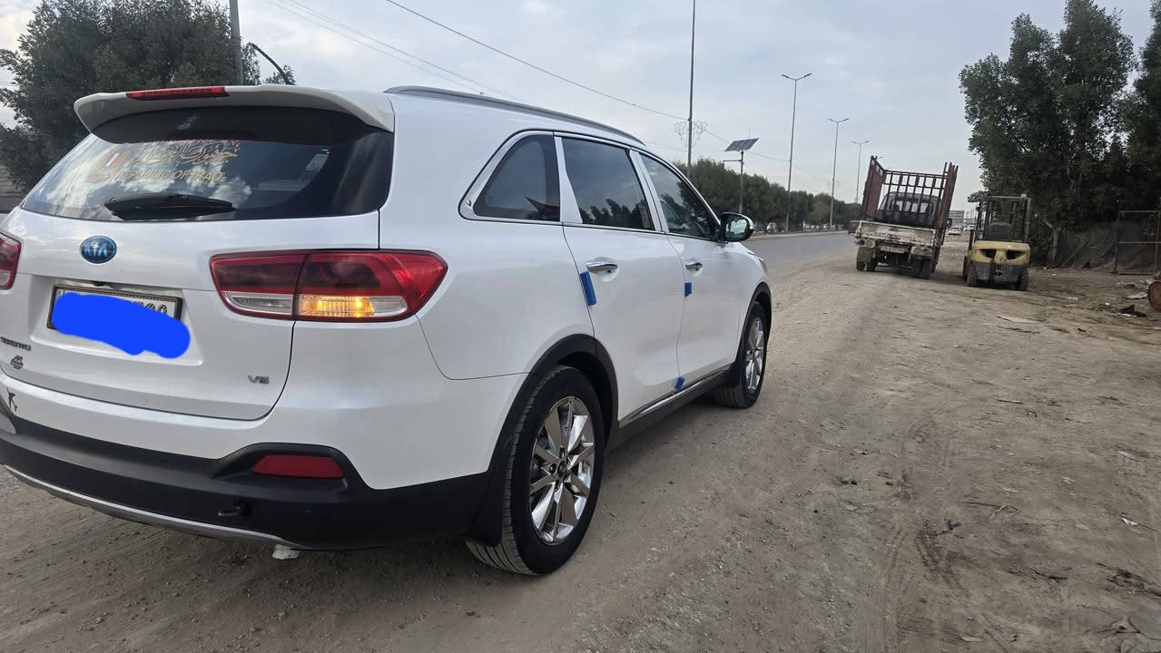 سورنتو خليجي مديل 2016  رقم قادسيه كامل مواصفات بأسمي سنويه 2030 هزه جديده تحويل ثاني يوم السعر 200 و 15 ورقه مكان السياره بابل الحمزه الغربي التفاصيل اكثر رقم الهاتف ***********
