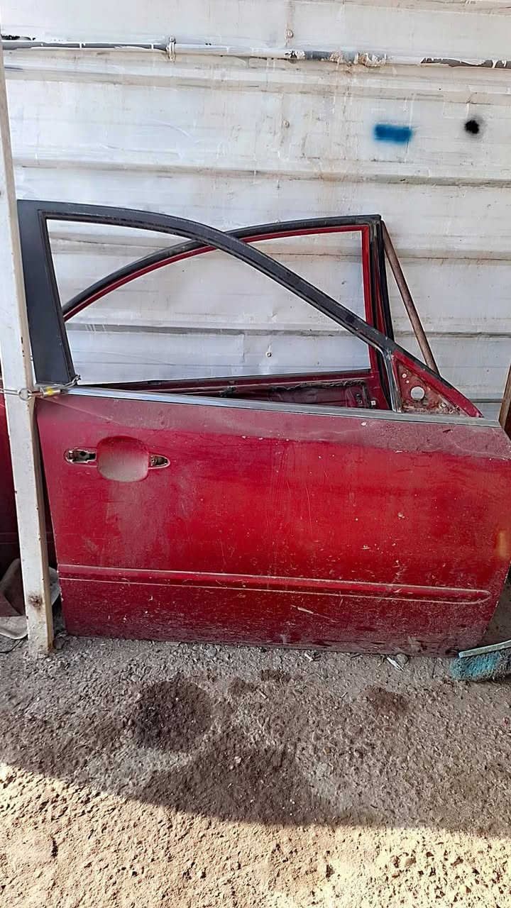 اربع بيبان اوبتيما موديل ٦ او ٧ او ٨ نضيفات نضافتهن ٩٠ بلميه وسعرهن مناسب كلهن ب١٥٠ قفل قفل  مكاني كربلاء شارع بغداد 
***********
