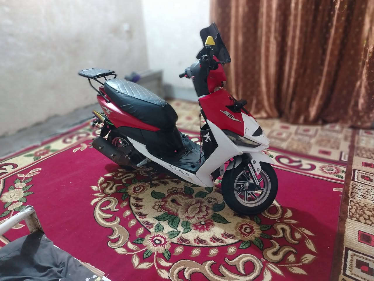 سلام عليكم شباب دراجه fs للبيع دراجه كفاله عامه من كلشي مكينه مال ياباني ما مفتوح بيه برغي الشراي يخابر هاذه رقمي مكاني مسيب ***********
