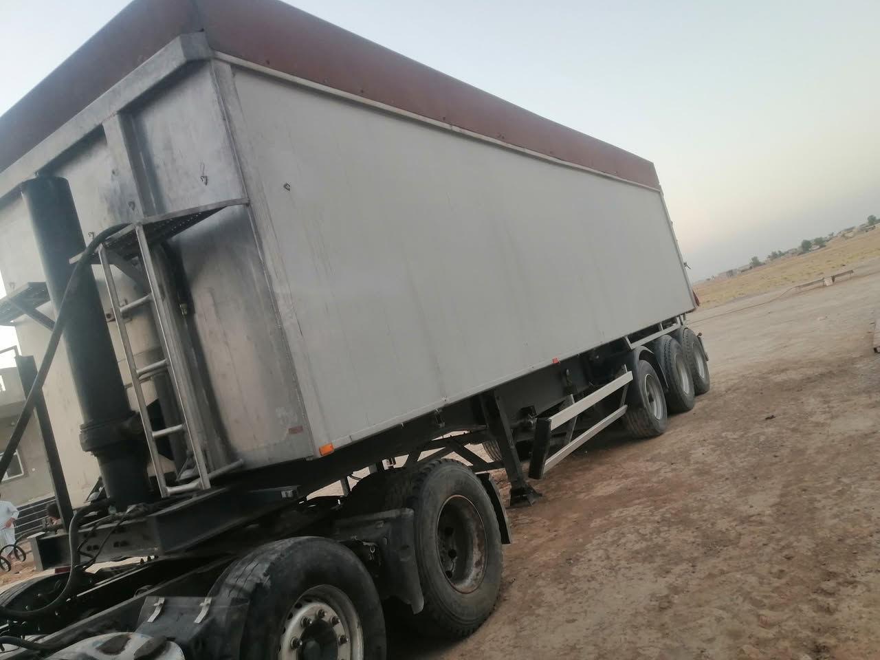 بودي فافون شاصي حديد منفيس السعرS 200 وبيه مجال ***********

