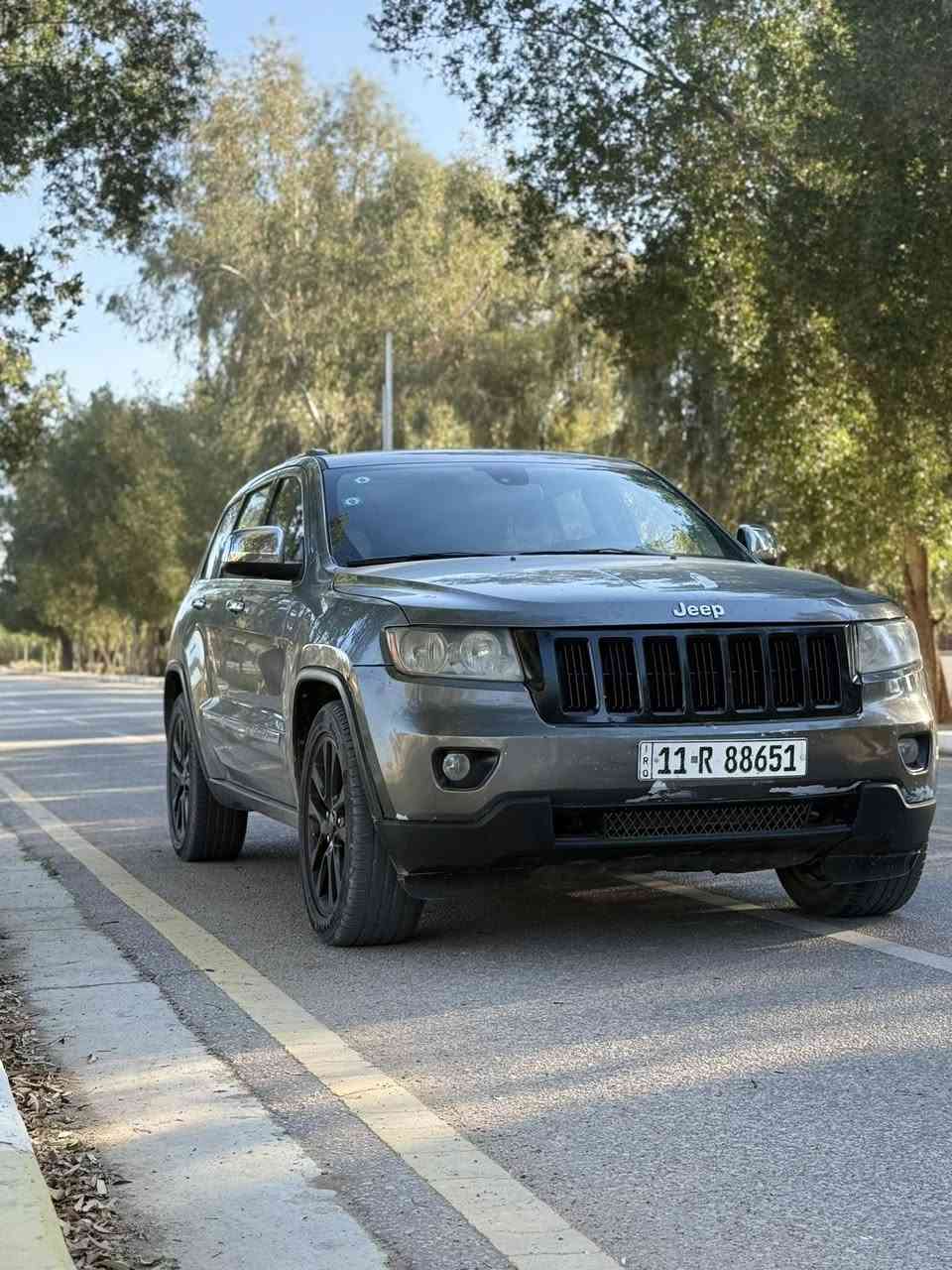 جيب لاريدو  2012
جيب شيروكي موديل 2012
وراد امريكي كلين (بدون حادث )
مكفولة كفالة عامة فقط الجاملغ الخلفي اليسر بارد قليل 
تخم تاير صدر تبريد اي نقص ماكو نهائيا 
4*4 دفع رباعي 
لون رصاصي فيلي 
محرك 6سلندر 
محرك 3600
السعر 165وبيها مجال بسيط  
اتصال ***********
