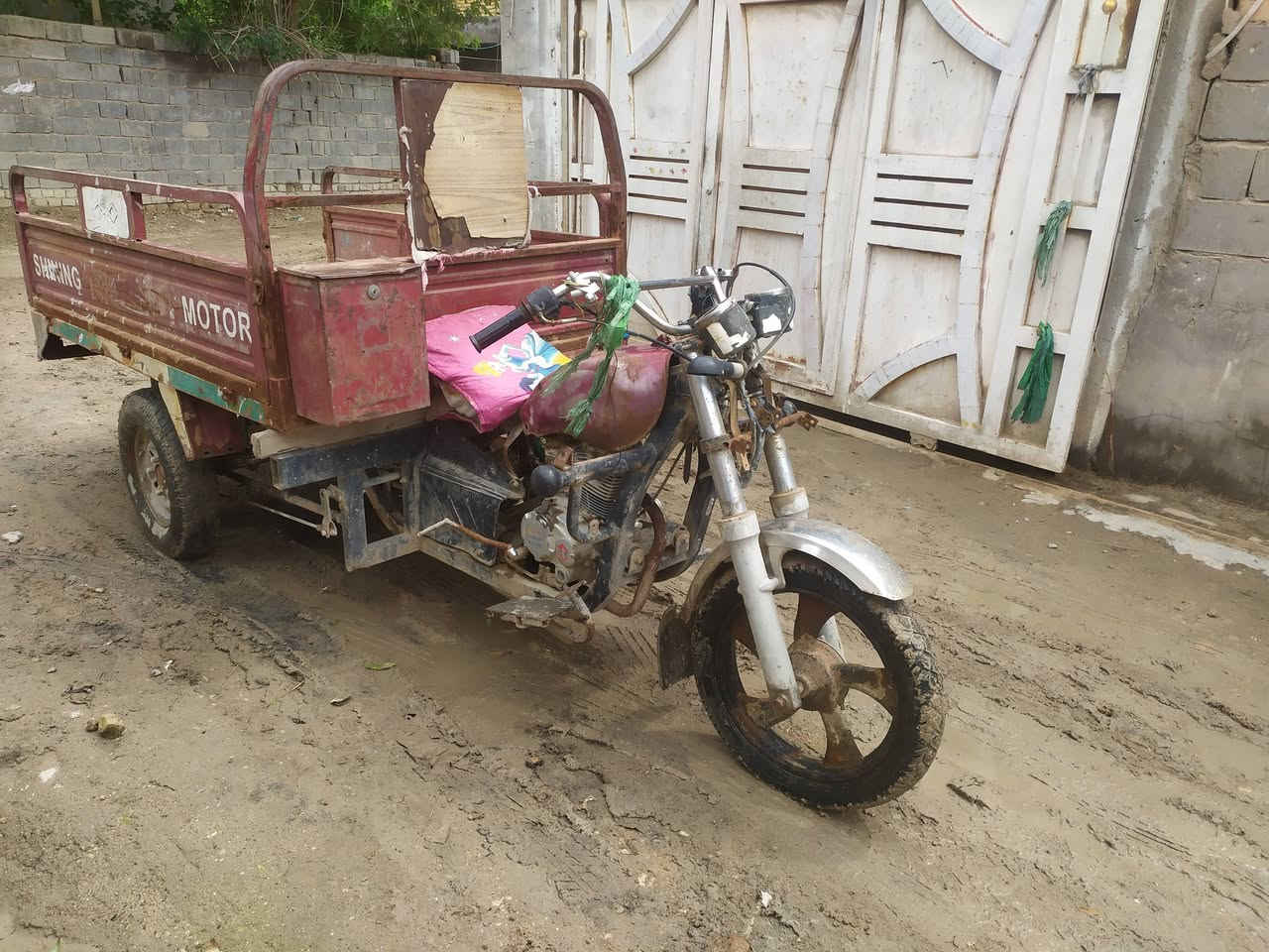 ستوته للبيع موديل 15 اوراق ضائعه سعره 750 وبيها مجال الستفسار على رقم ***********
