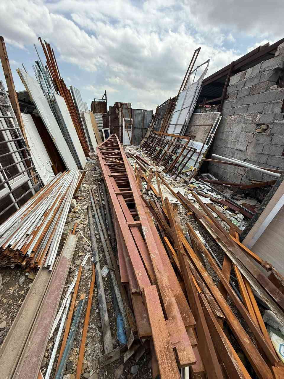 جسور مال جملون البيع طول 11 اونص العدد 12( ***********
