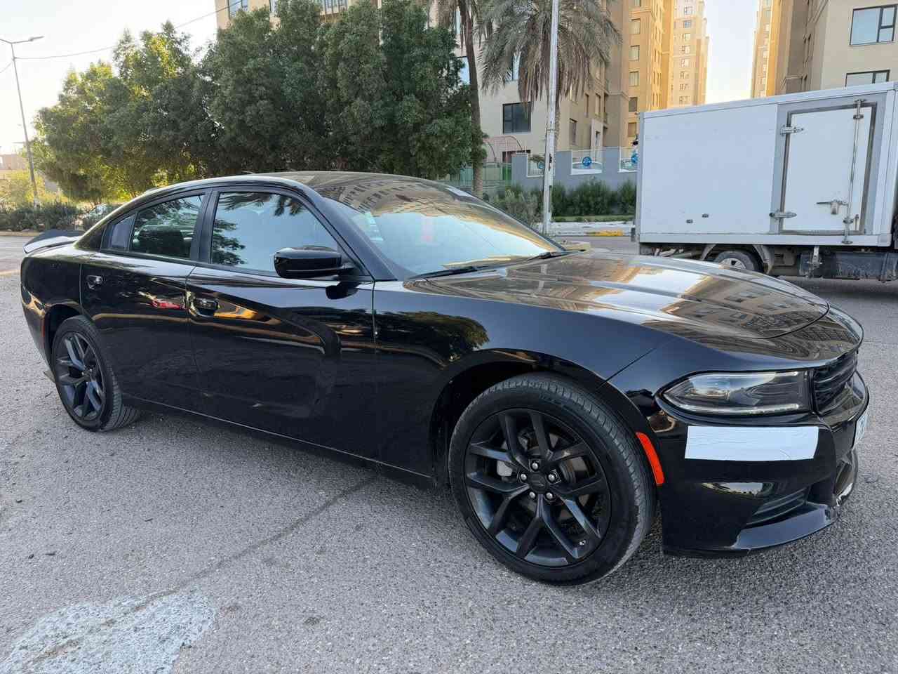 جارجر موديل  2022 رقم شمالي دهوك باسمي
سنويه هزه جدد مكينه 6 سلندر 

السياره فول عدا الفتحه 

كراسي حار بارد
سترين تدفئه وكهرباء 
سماعات الباين
مري جانبيه تدفئه وارادر 
ويل 20 بلادي 

حادثها جانبي صفحه السايق بجمها كبس بدون دواخل 

السعر 197 ورقة 

مكان السياره بغداد حي الاطباء

***********
