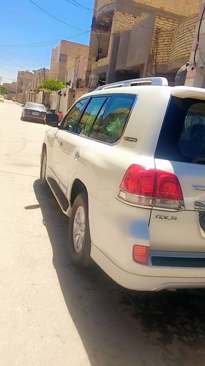 سلام عليكم لاندكروز موديل 11 20  ستينيه فول كشن بقلاوه كرسي كهربائي بسمي رقم واسط مكفوله من الصبغ بيه اربع اصابع بارد جوه اشاره الجاملغ من عده الدعاميه الاماميه صبغ الجماليه لباقي كفاله عامه سياره جديدة حيل وماشيه 180 والسعر 320 وبيه مجال للطيبيبن علواني بغداد العبيدي حي الرئاسه رقم الهاتف *********** ابو حسين المحمداوي

