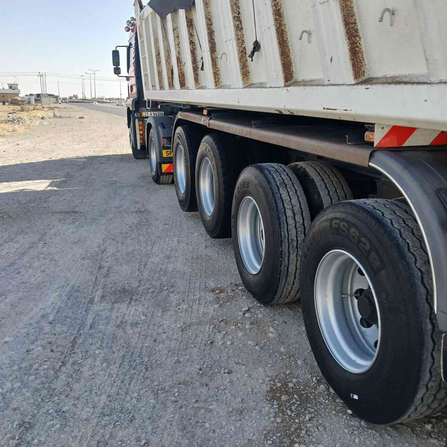 للبيع نساف مان
مواصفات جبلي
مكفولة من كل النواحي
السياره نظيفه و بدون اي نقص

رقم اتصال 
***********
