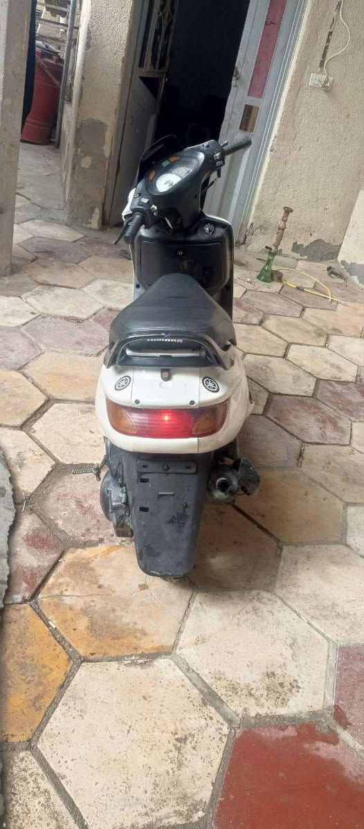 السلام عليكم
فراشه فحل للبيع 

الدراجه كلها ختم واحد ويه المكينه سواد وكفر 

شرط الشلعه والمعدل 

السعر 450 وبيه مجال للشراي 

المكان بابل الكفل 
للاستفسار خاص او اتصل/***********
