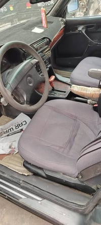 بي ام ٧٣٠ • مكينة ٣٠٠٠ • رقم ديالى