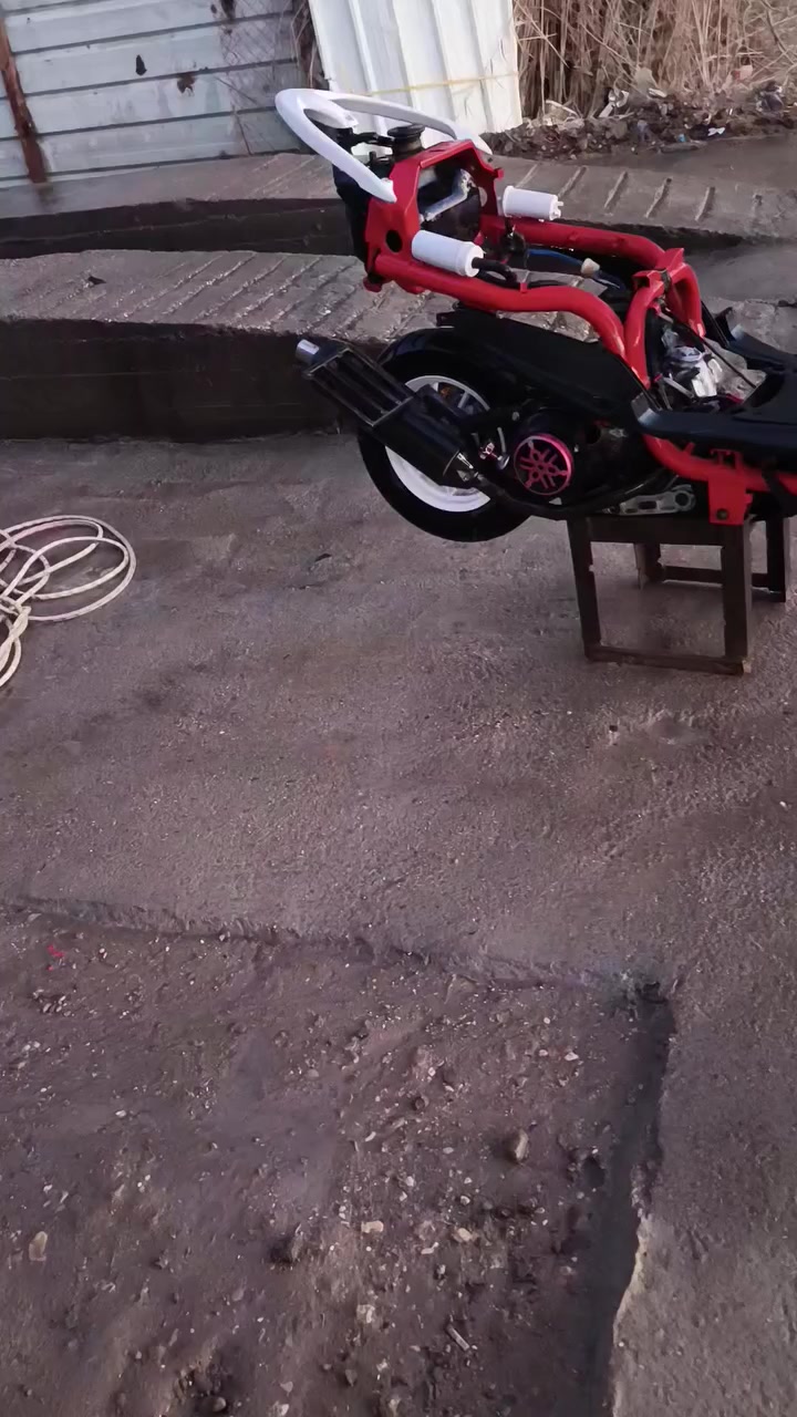 سلام عليكم دراجه ماكس للبيع مال لعب الدراجه غراظ كله جديد خاص أو الرقم ***********
