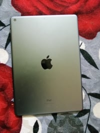 ايباد 9 البيع تصل ع رقم 07724917193