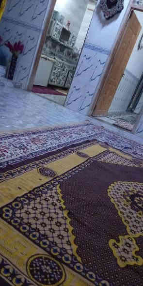 السلام عليكم الدار للبيع مساحه 200 البناء 130وترك قطعه 70متر  المكان حي الصدرين قرب المولده السعر 88وقابل للتفاوض 
***********
