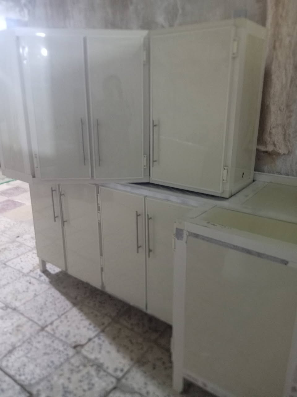كاونتر ارضي وملحق سعره ١٥٠
سنك وملحق زاويه تسكام مبطن سعره ١٨٠
رفوف محل ١٤٠
المكان نداء شارع جامعه الكفيل


**إذا كنت صاحب هذا الإعلان وتريد حذفه لأي سبب، رجاءا أرسل رسالة إلى الدعم الفني**