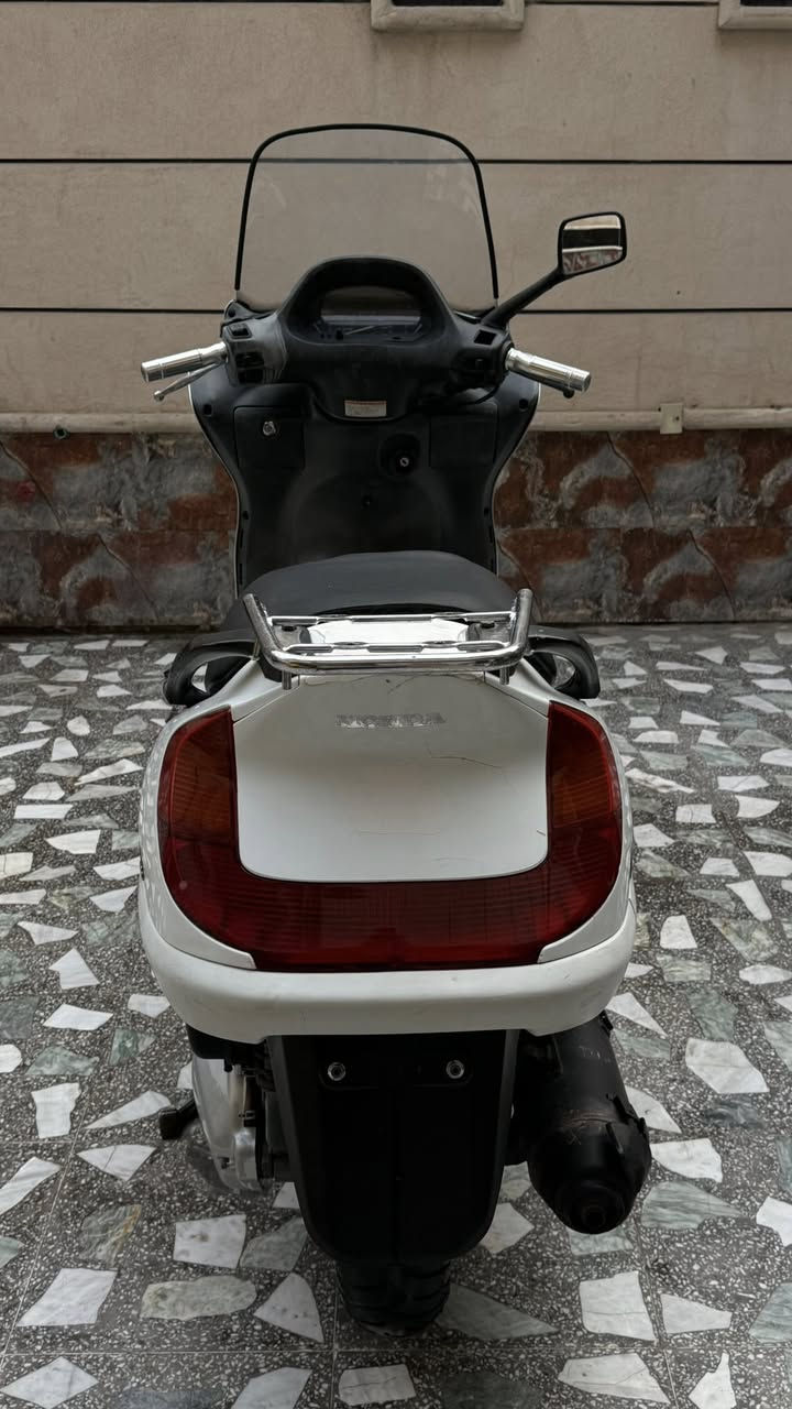 فور سايد للبيع لون ابيض سعر900 ،***********
