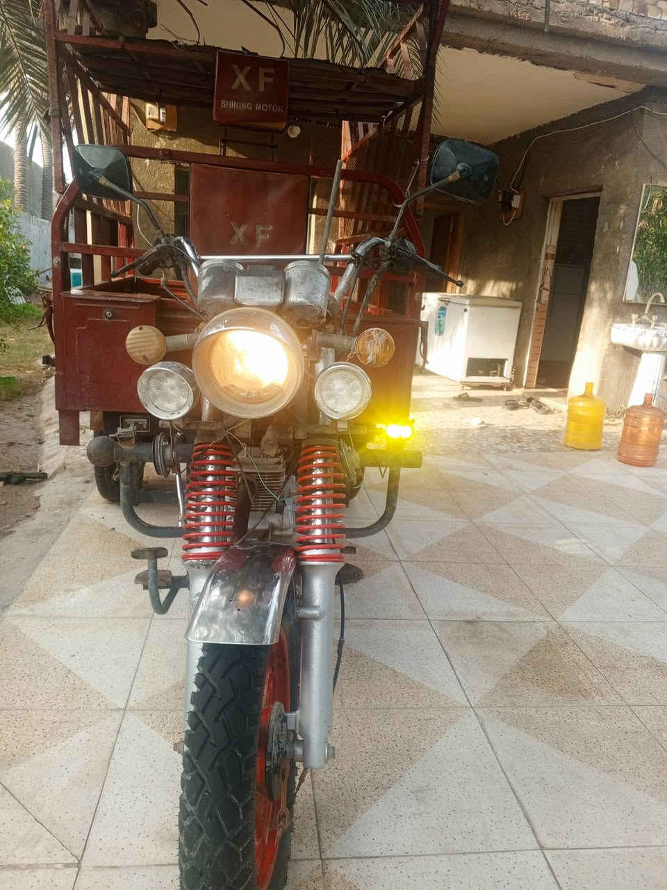 السلام عليكم للبيع  ستوته جمره فحل 2019 اوراق اصولي 
مكينه 25 جديده، كهربائيات شغاله 
مكان الحله ***********
